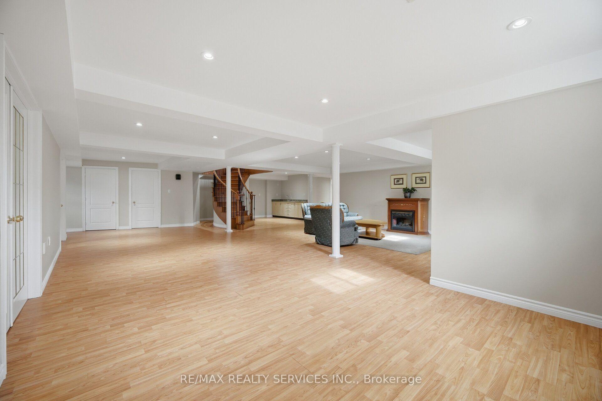 Photo 74 of 8910 Creditview Road, Brampton, Credit Valley — HOMEH