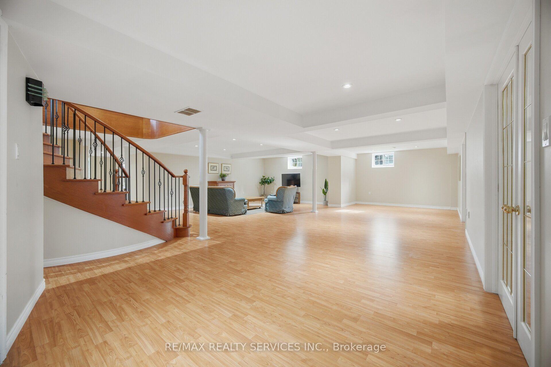 Photo 75 of 8910 Creditview Road, Brampton, Credit Valley — HOMEH