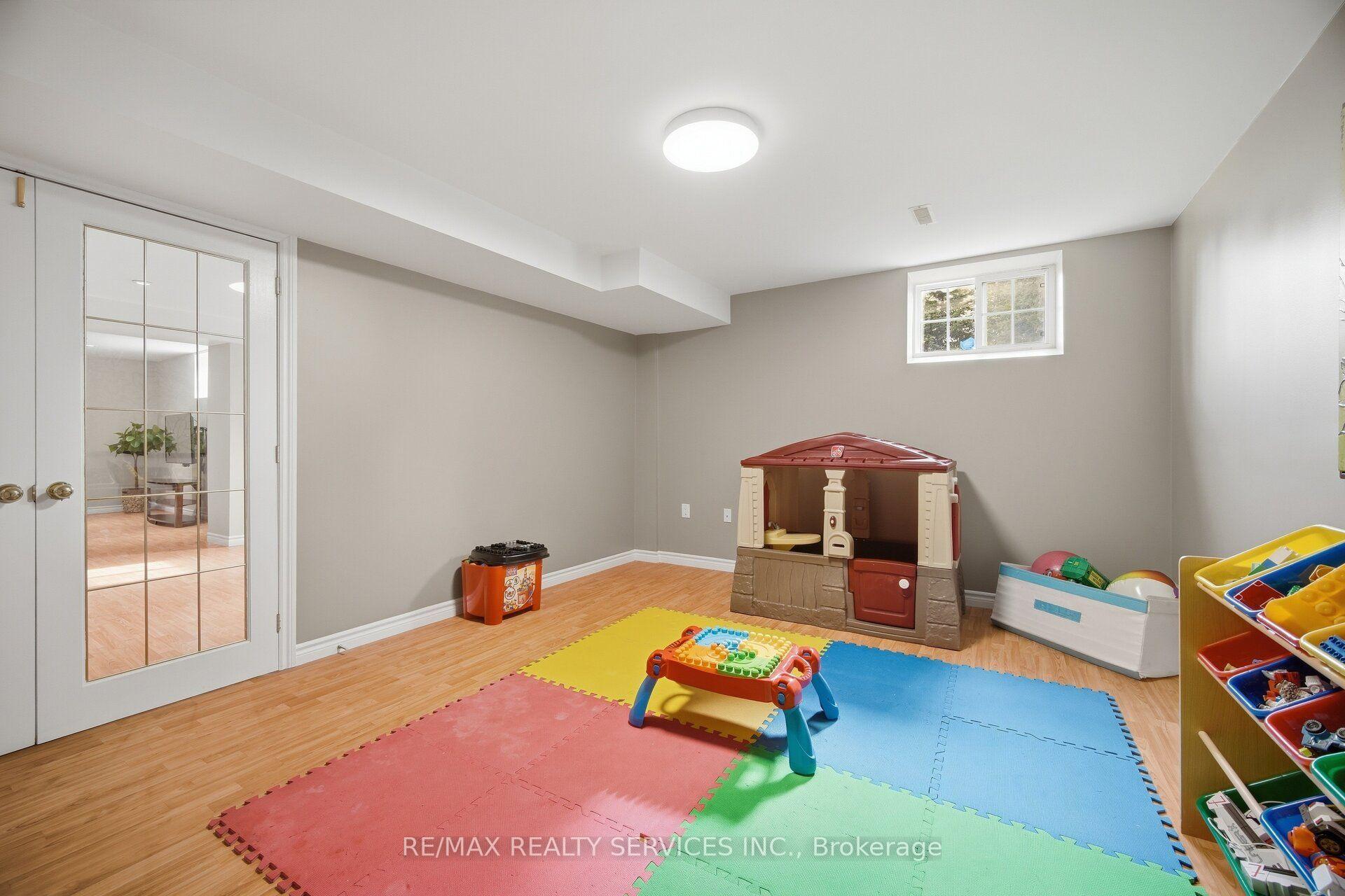 Photo 78 of 8910 Creditview Road, Brampton, Credit Valley — HOMEH