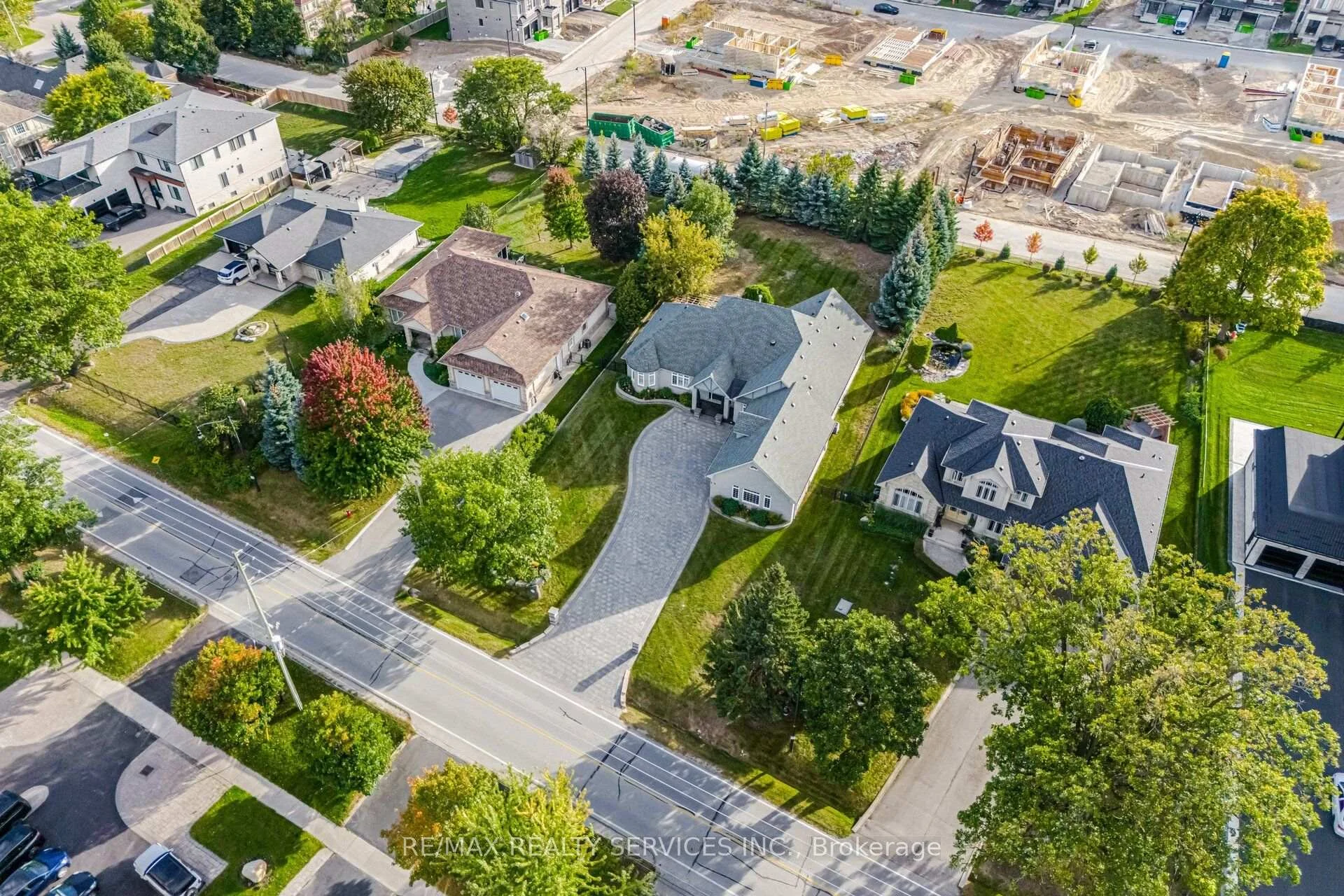 Photo 11 of 8910 Creditview Road, Brampton, Credit Valley — HOMEH