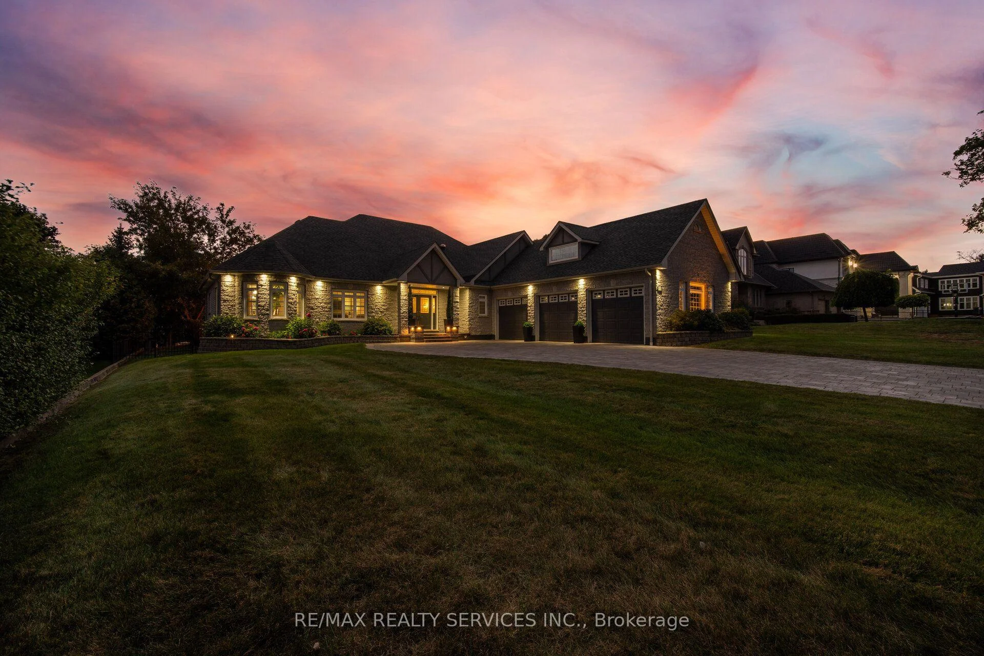 Photo 14 of 8910 Creditview Road, Brampton, Credit Valley — HOMEH