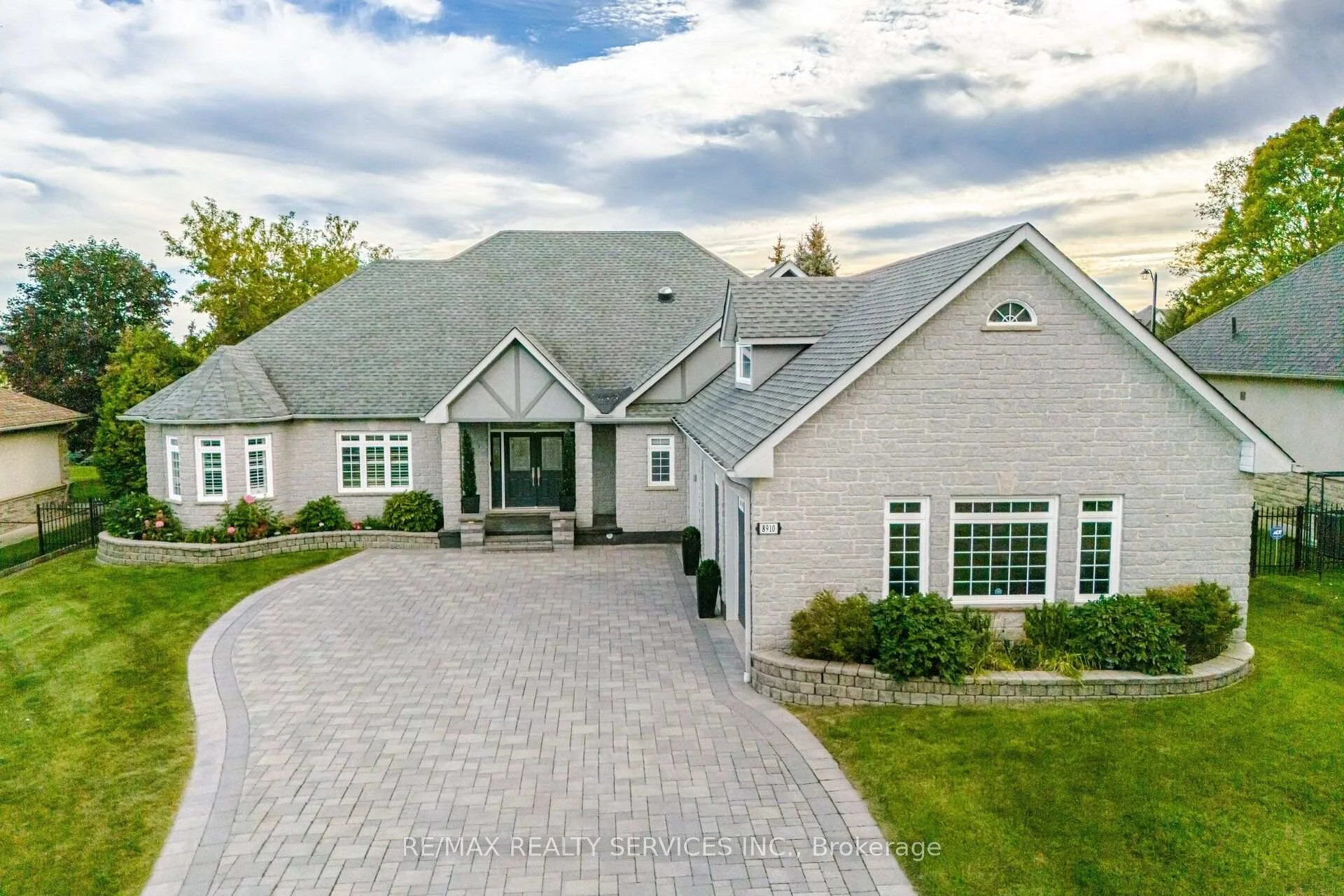 Photo 21 of 8910 Creditview Road, Brampton, Credit Valley — HOMEH