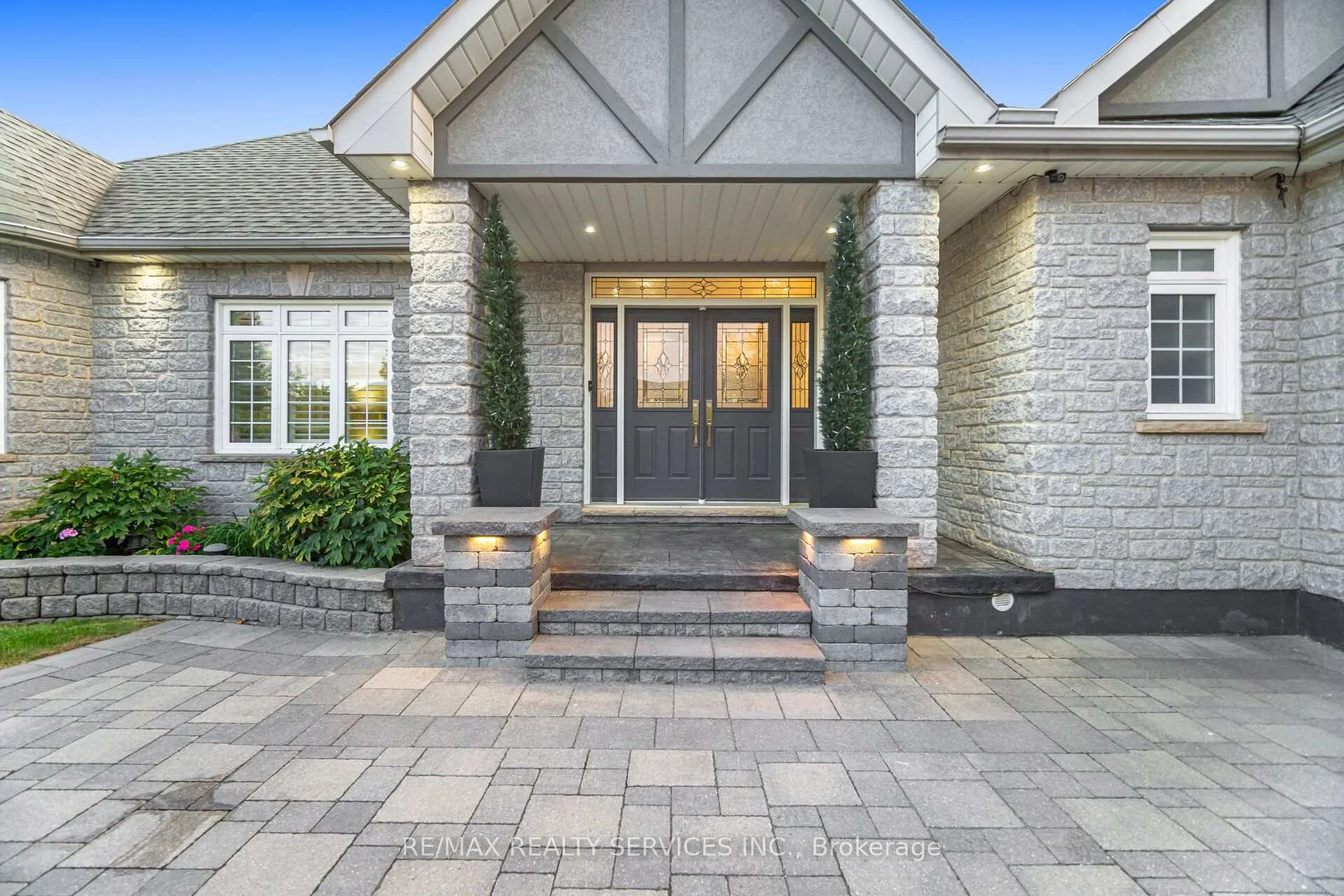 Photo 23 of 8910 Creditview Road, Brampton, Credit Valley — HOMEH