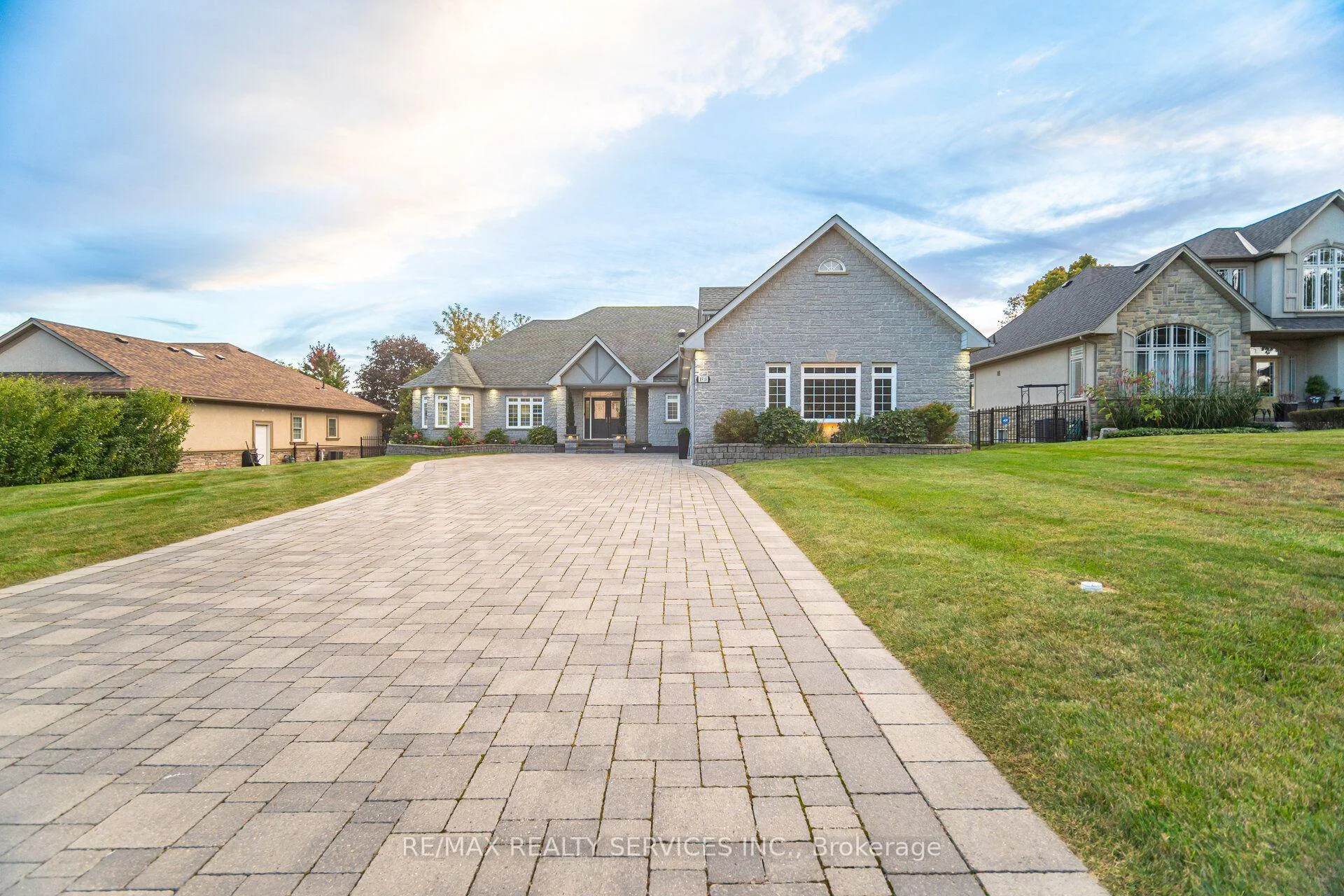 Photo 28 of 8910 Creditview Road, Brampton, Credit Valley — HOMEH