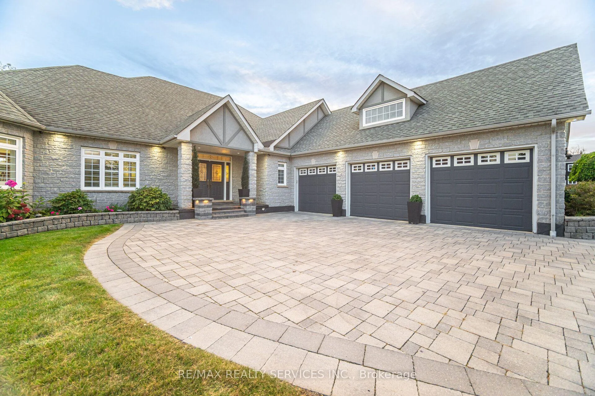 Photo 49 of 8910 Creditview Road, Brampton, Credit Valley — HOMEH