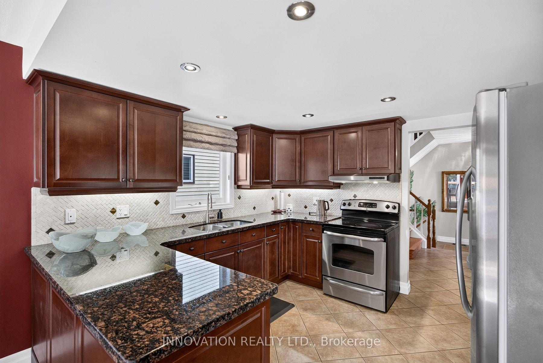 Photo 17 of 96 Florizel Avenue, Ottawa, Westcliffe Estates — HOMEH