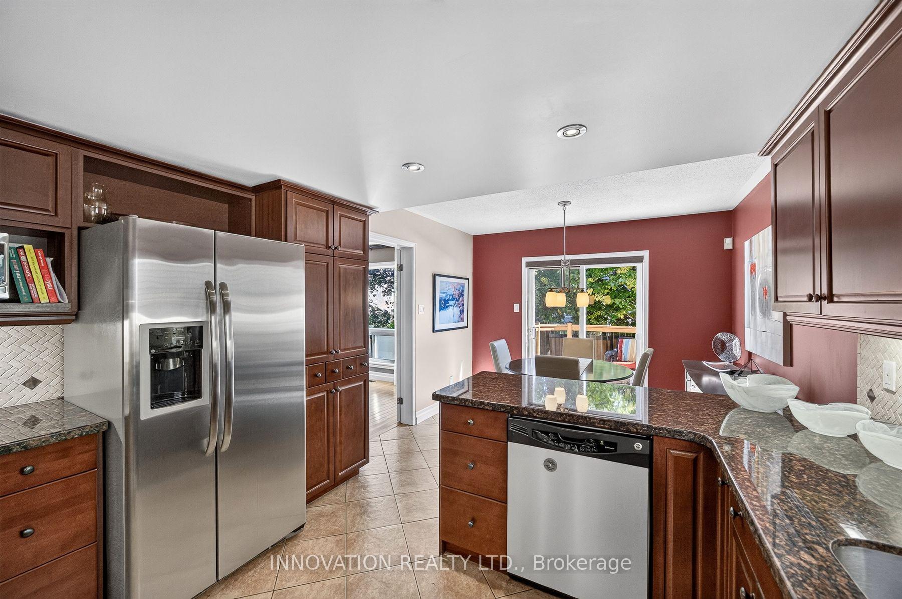 Photo 21 of 96 Florizel Avenue, Ottawa, Westcliffe Estates — HOMEH