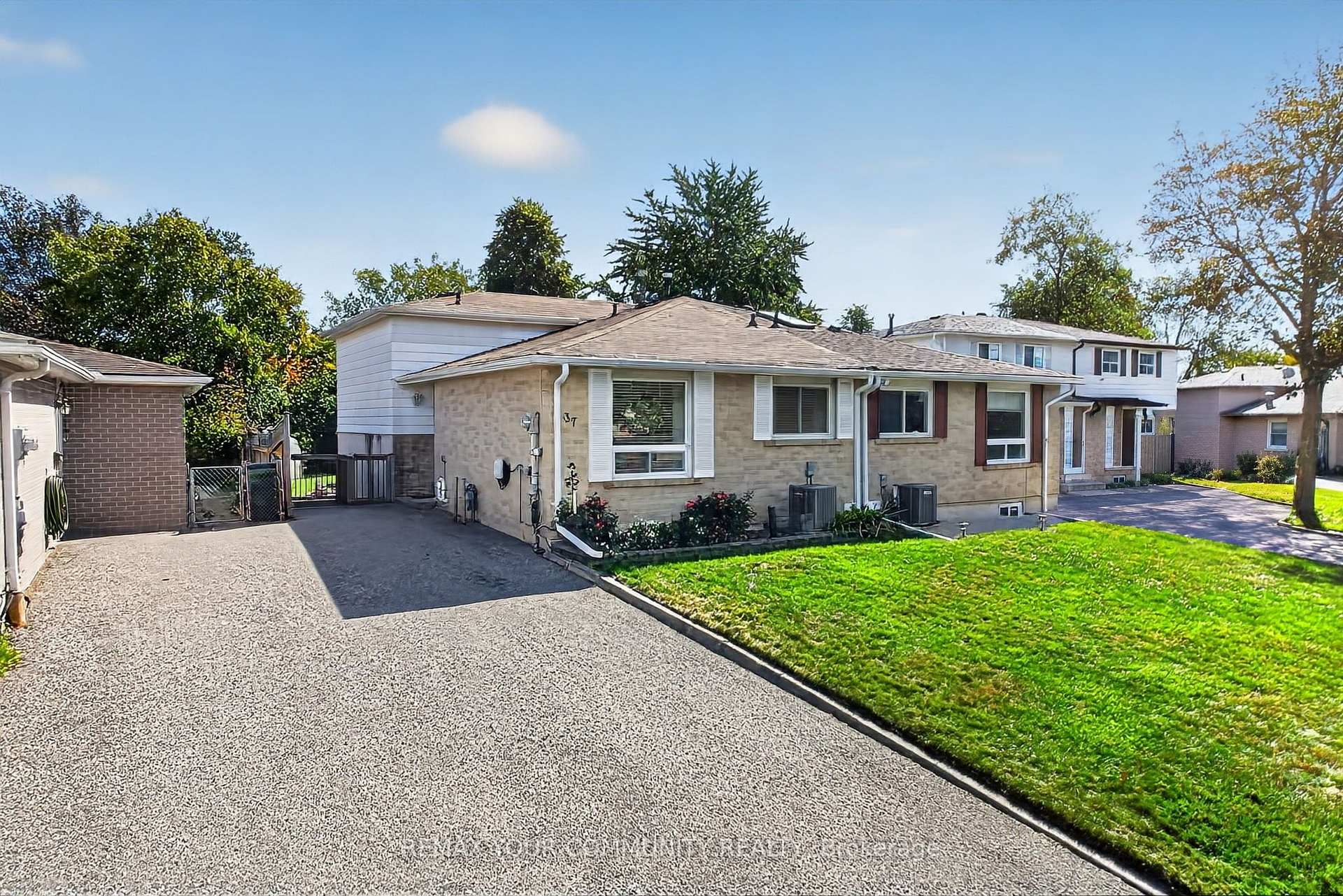 Photo 1 of 37 Coxworth Crescent, Scarborough, Malvern — HOMEH