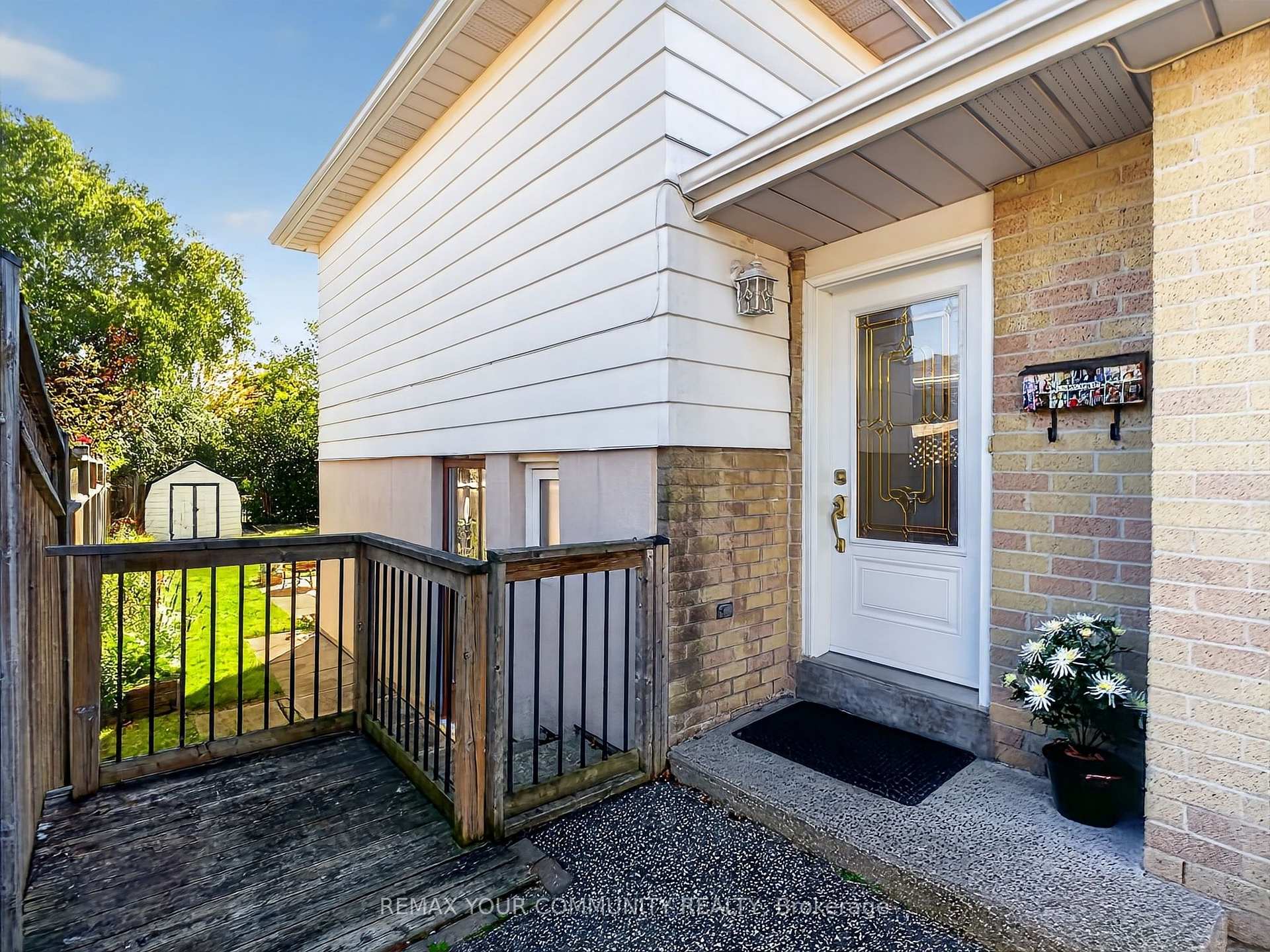 Photo 3 of 37 Coxworth Crescent, Scarborough, Malvern — HOMEH