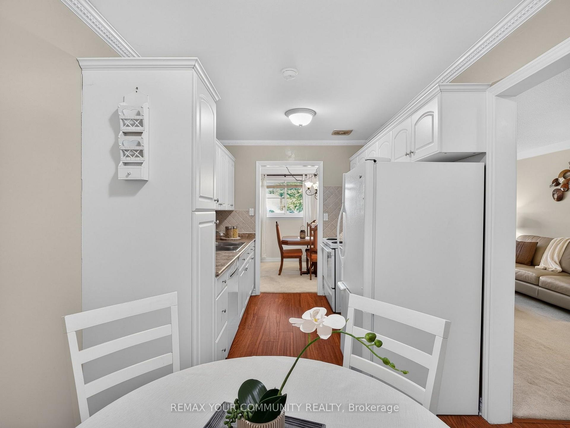 Photo 12 of 37 Coxworth Crescent, Scarborough, Malvern — HOMEH