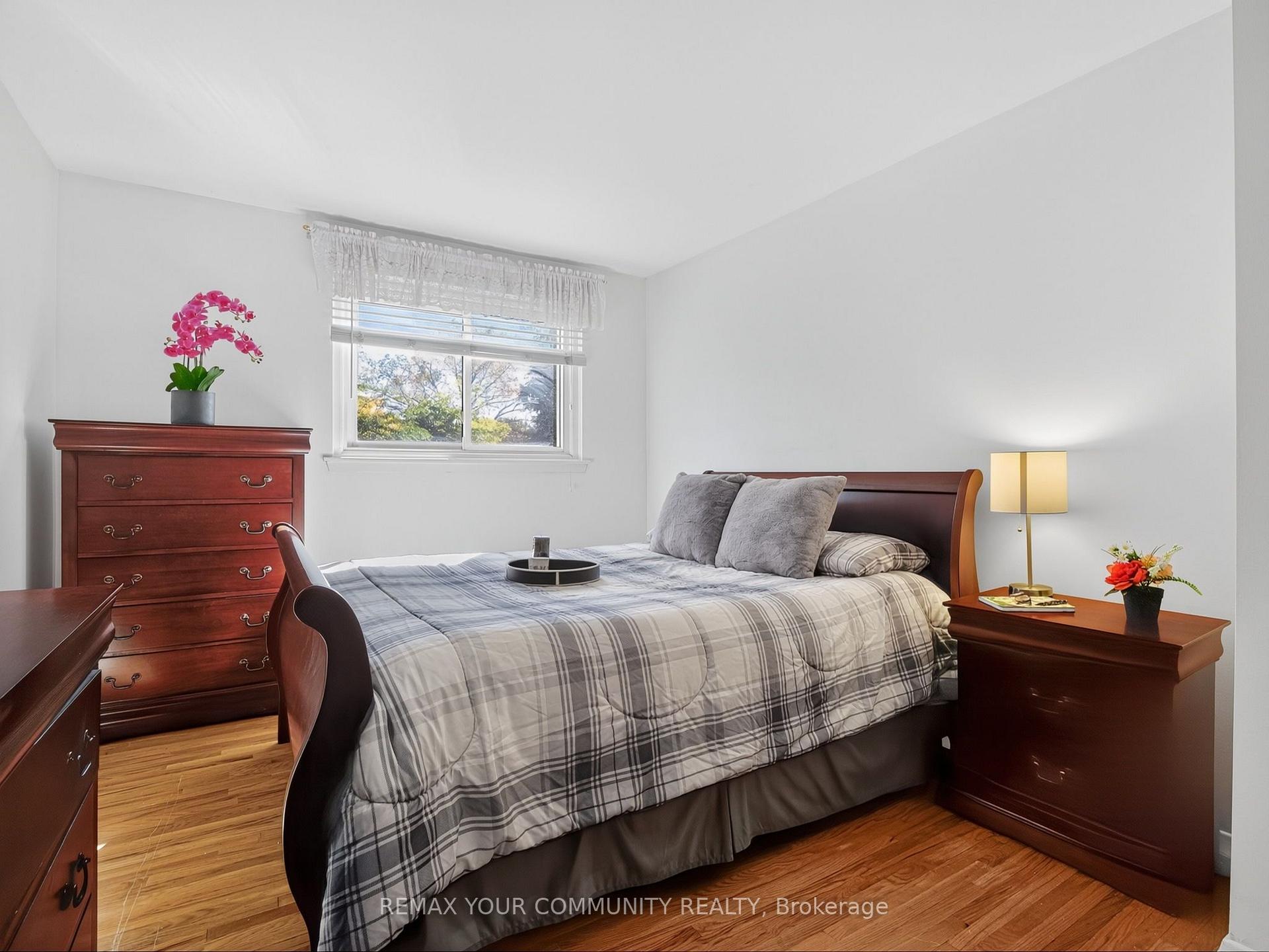 Photo 19 of 37 Coxworth Crescent, Scarborough, Malvern — HOMEH