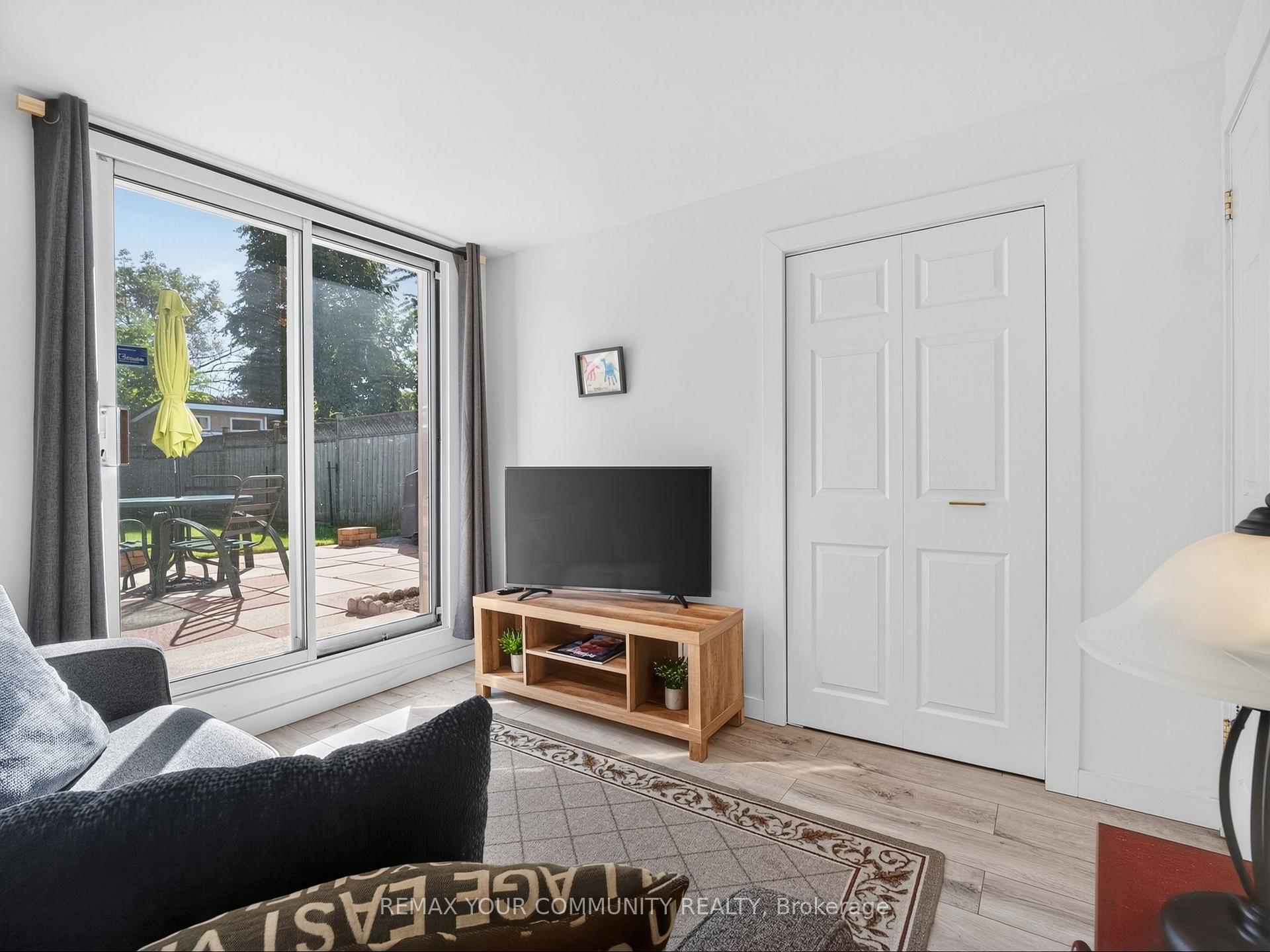 Photo 26 of 37 Coxworth Crescent, Scarborough, Malvern — HOMEH