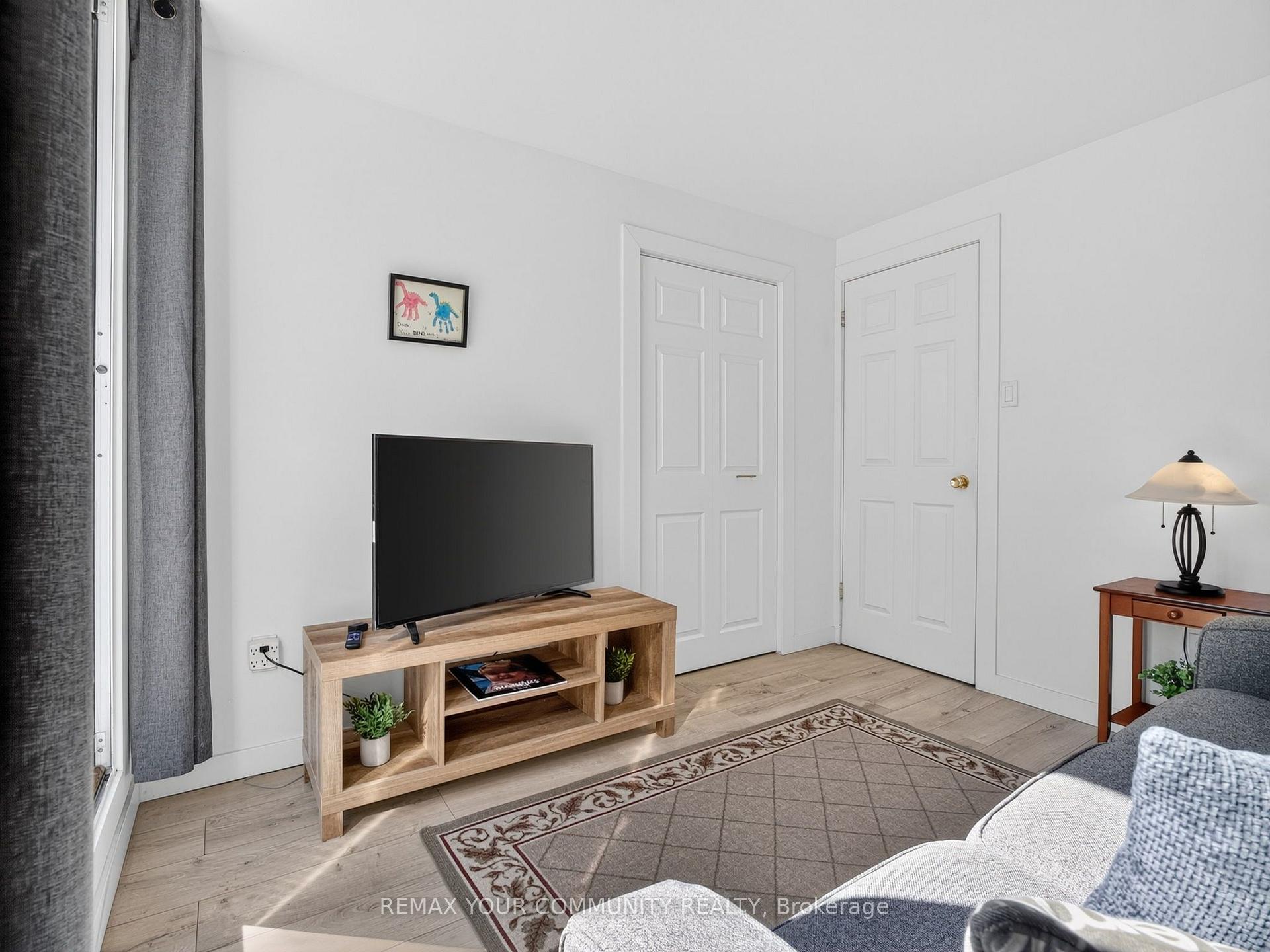 Photo 27 of 37 Coxworth Crescent, Scarborough, Malvern — HOMEH