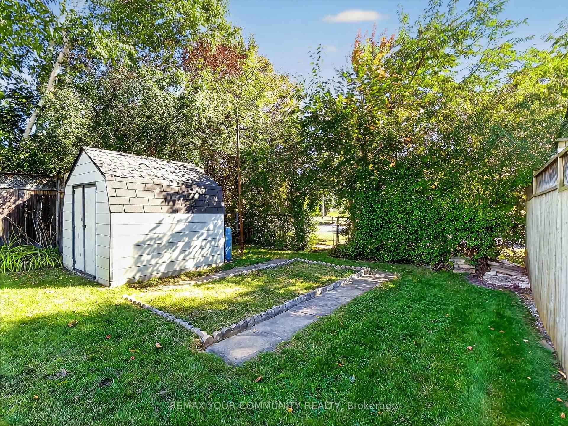Photo 40 of 37 Coxworth Crescent, Scarborough, Malvern — HOMEH