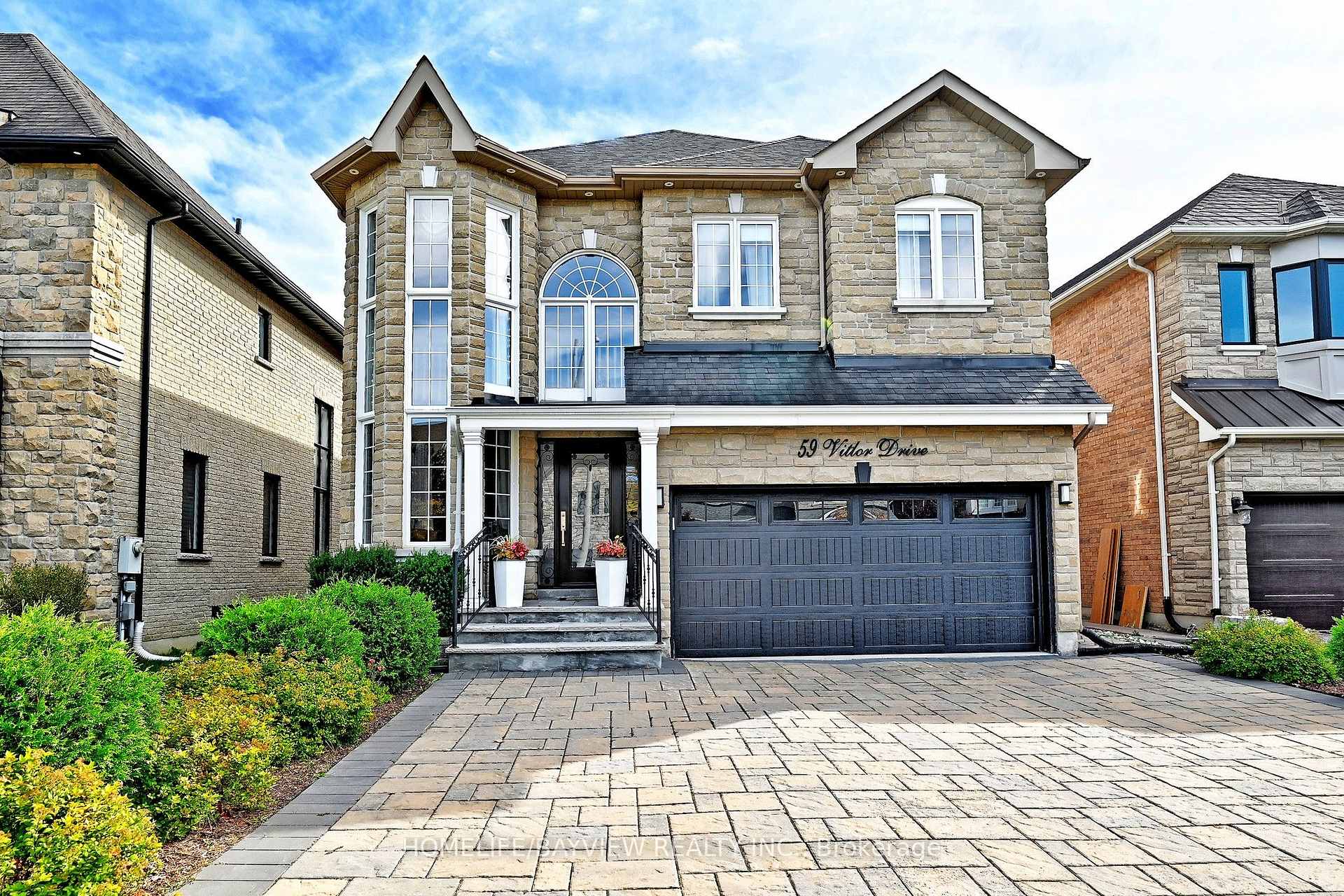 Photo 1 of 59 Vitlor Drive, Richmond Hill, Oak Ridges — HOMEH