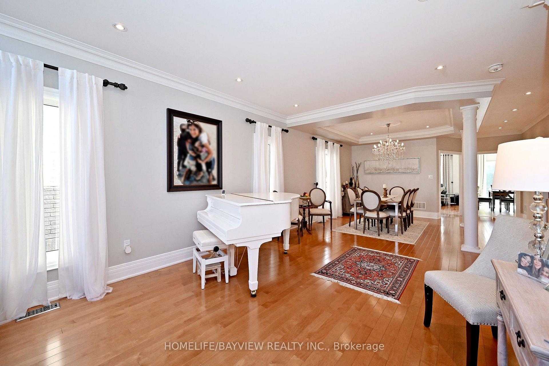 Photo 8 of 59 Vitlor Drive, Richmond Hill, Oak Ridges — HOMEH