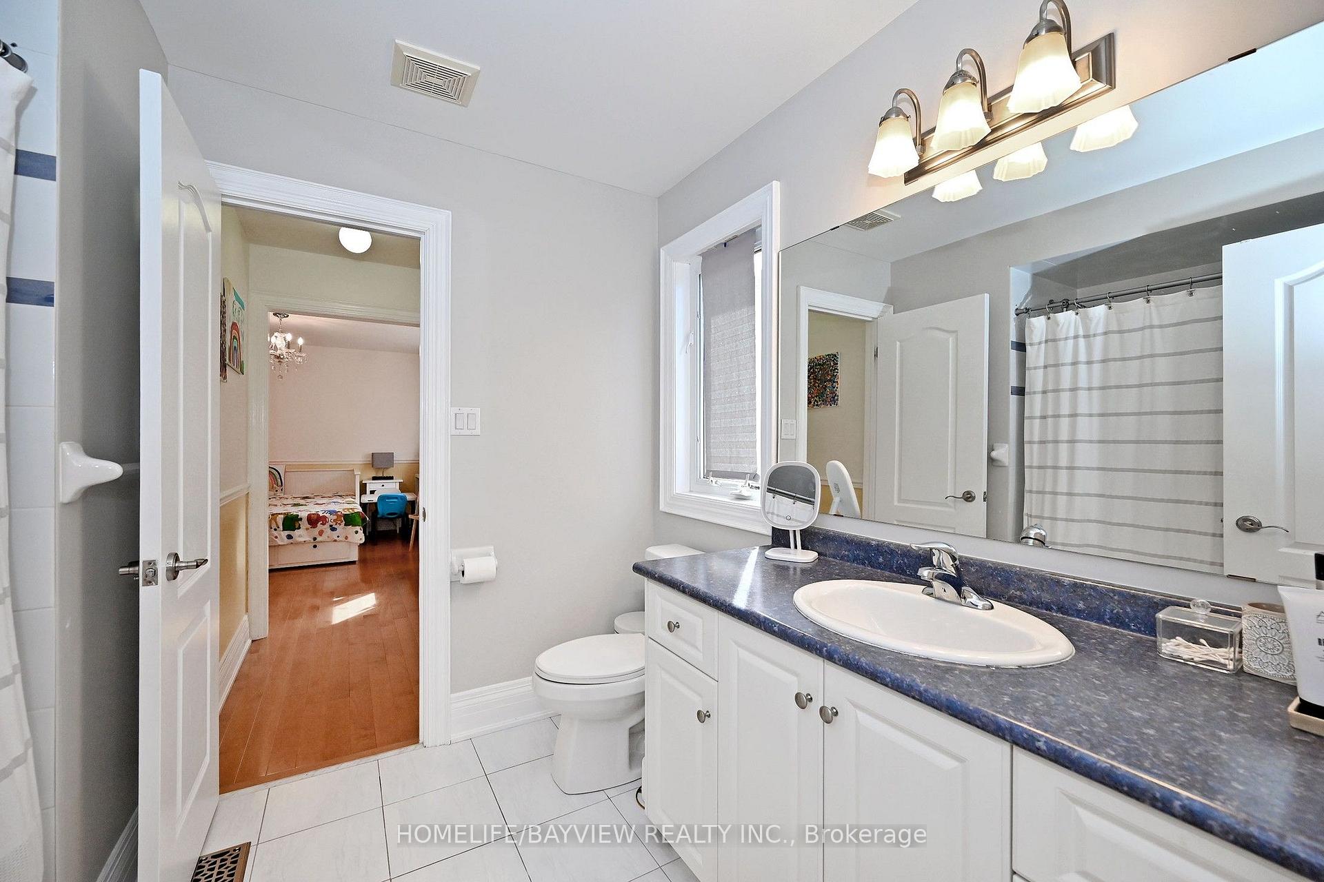Photo 32 of 59 Vitlor Drive, Richmond Hill, Oak Ridges — HOMEH