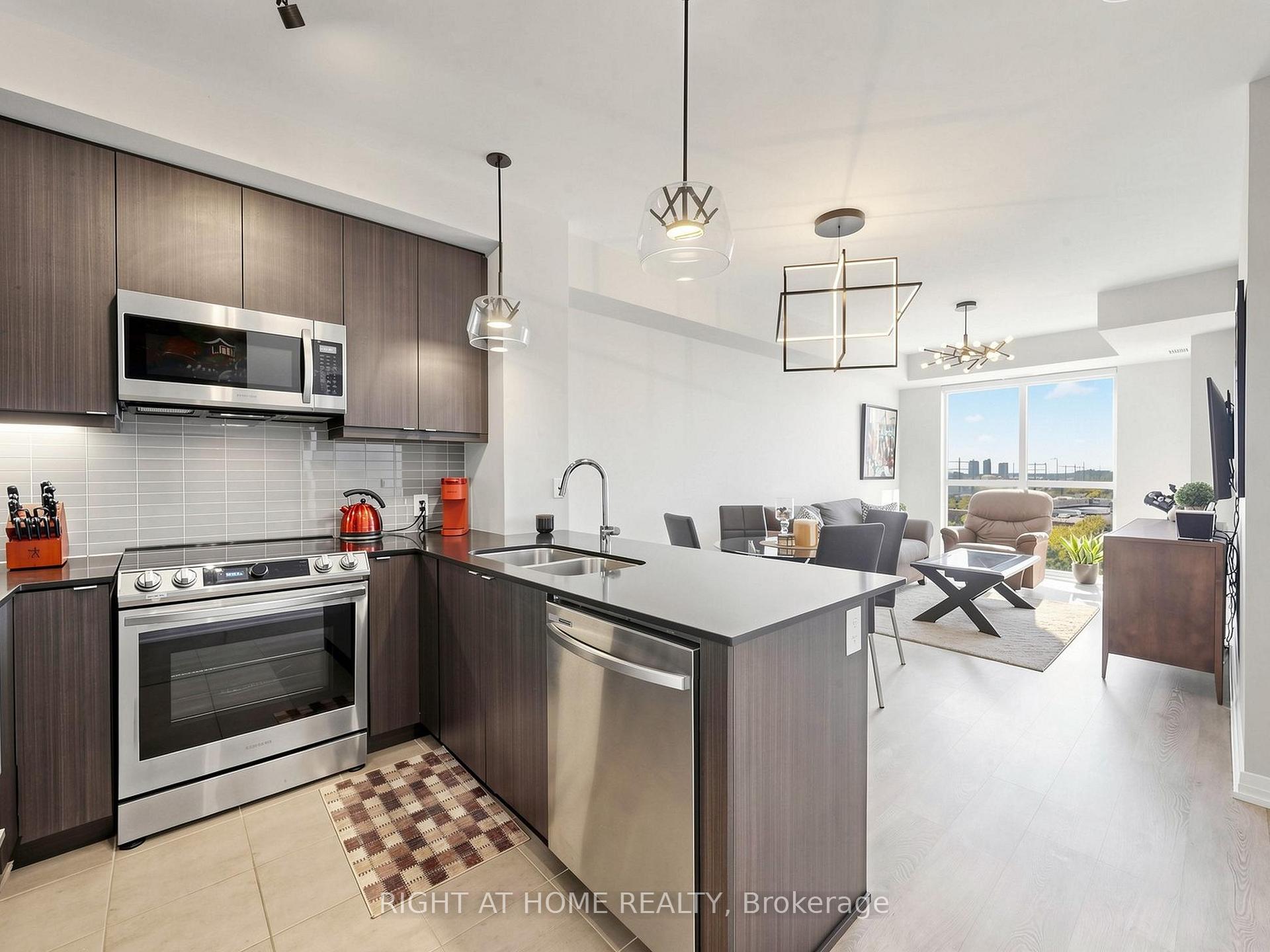 Photo 13 of Unit 607, 50 Thomas Riley Road, Etobicoke, Islington-City Centre West — HOMEH