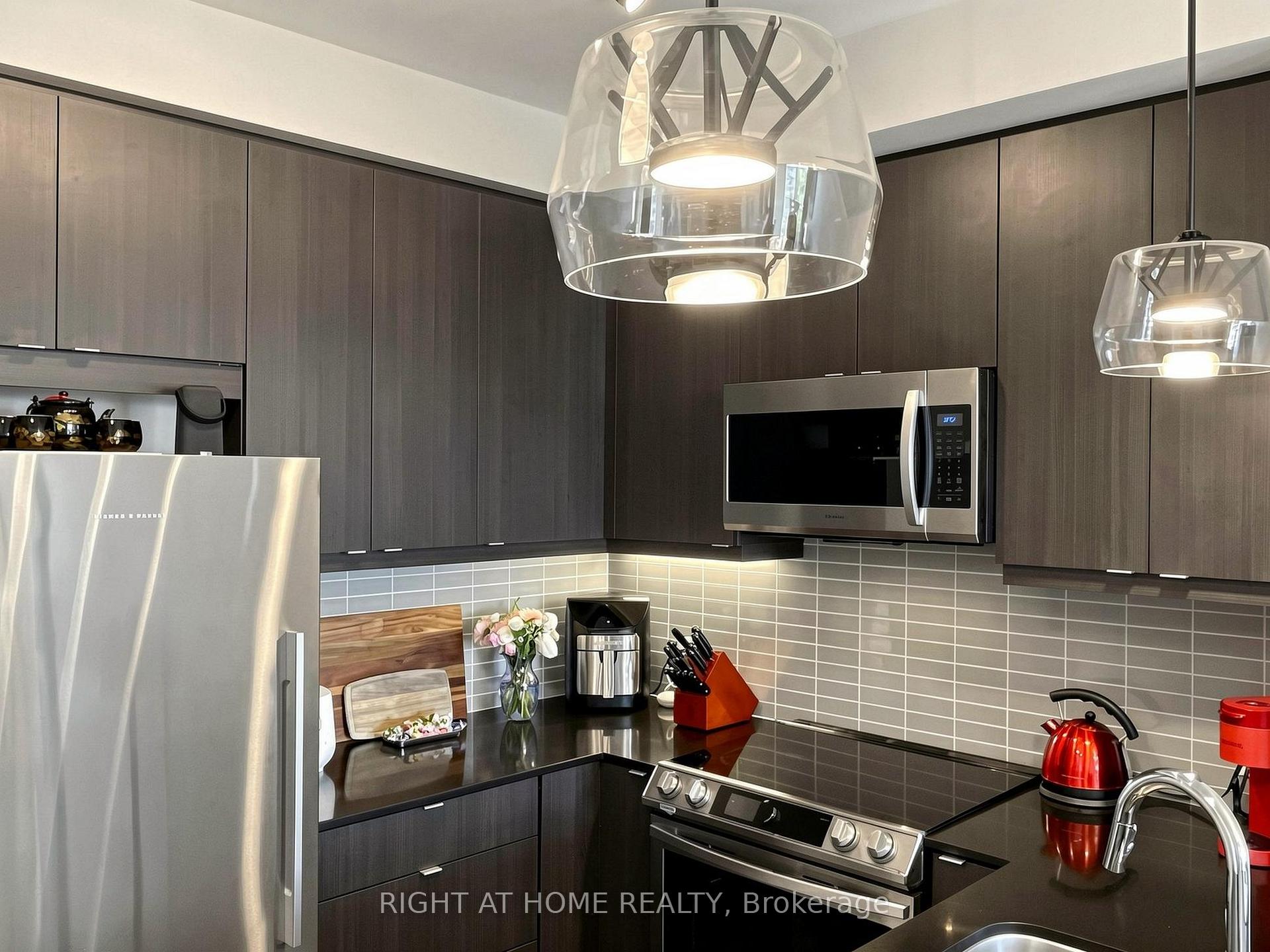 Photo 17 of Unit 607, 50 Thomas Riley Road, Etobicoke, Islington-City Centre West — HOMEH