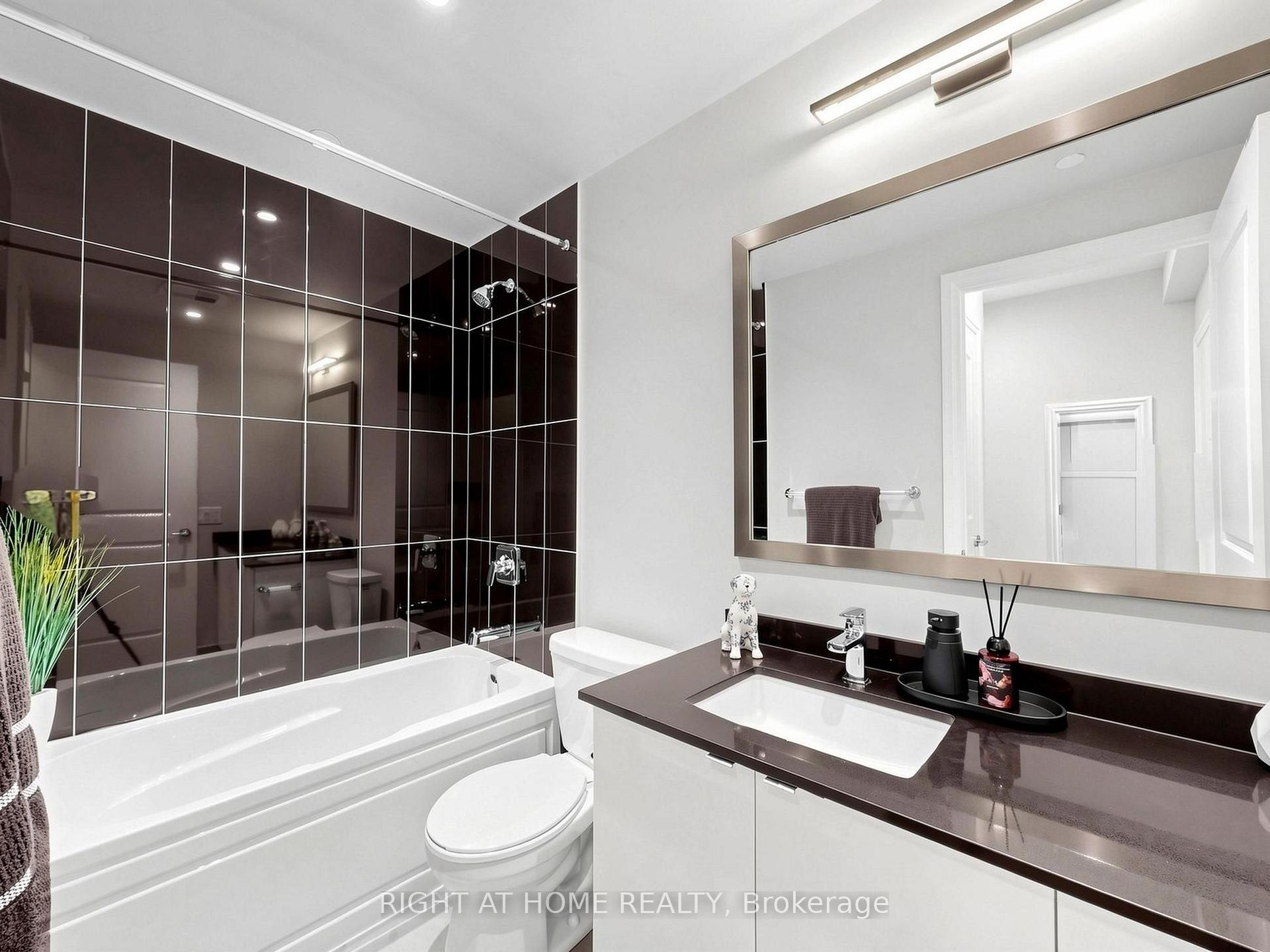 Photo 33 of Unit 607, 50 Thomas Riley Road, Etobicoke, Islington-City Centre West — HOMEH