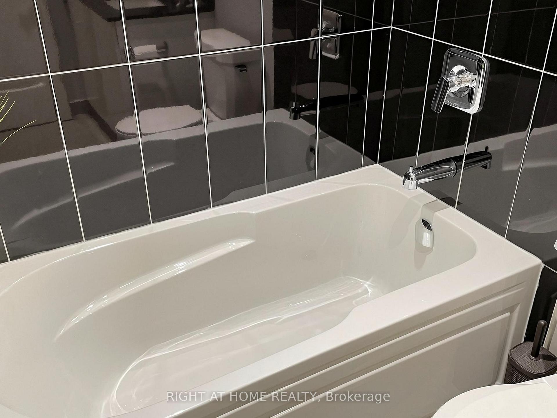 Photo 35 of Unit 607, 50 Thomas Riley Road, Etobicoke, Islington-City Centre West — HOMEH