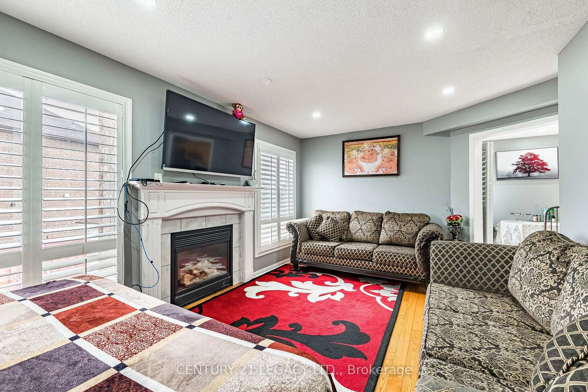 Photo 18 of 64 Narrow Valley Crescent, Brampton, Sandringham-Wellington — HOMEH