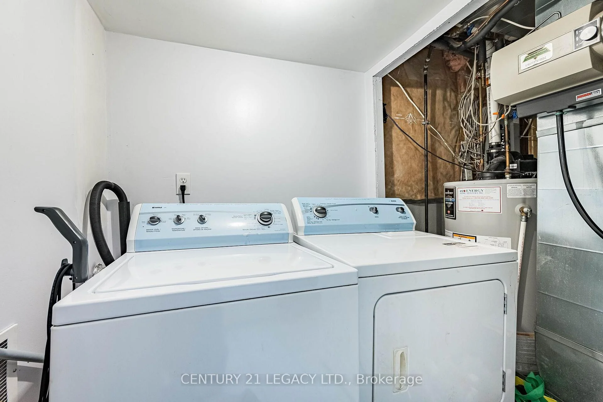 Photo 36 of 64 Narrow Valley Crescent, Brampton, Sandringham-Wellington — HOMEH