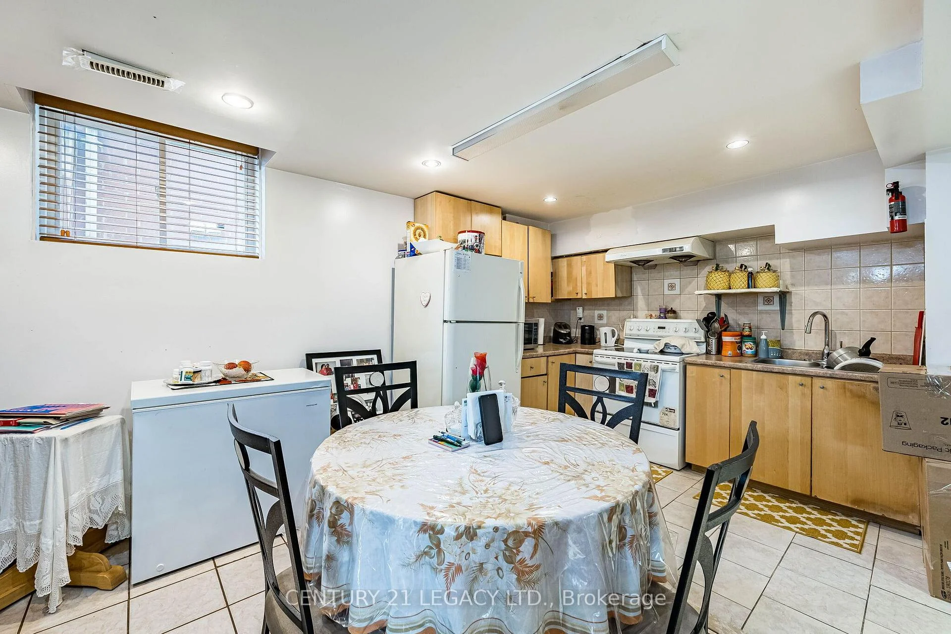 Photo 43 of 64 Narrow Valley Crescent, Brampton, Sandringham-Wellington — HOMEH