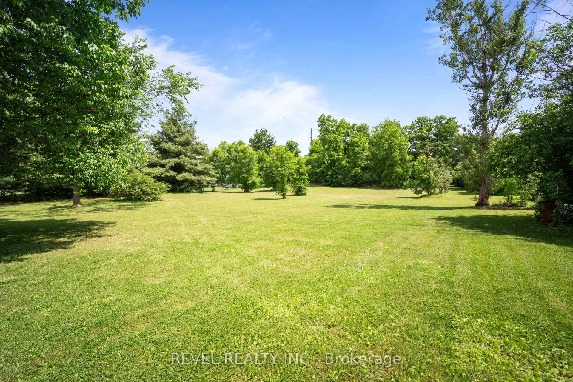 Photo 42 of 2255 Mohawk Trail, Milton, Campbellville — HOMEH