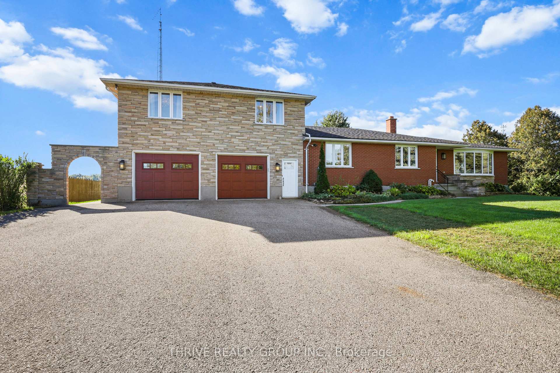 Photo 2 of 49731 Bradley Creek Line, Malahide, Rural Malahide — HOMEH