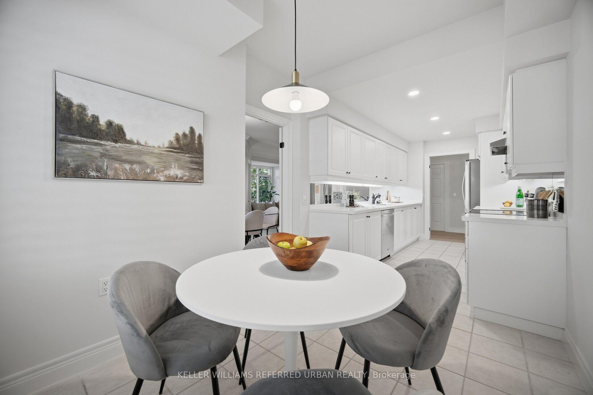 Photo 24 of Unit 210, 10 Old Mill Trail, Etobicoke, Kingsway South — HOMEH