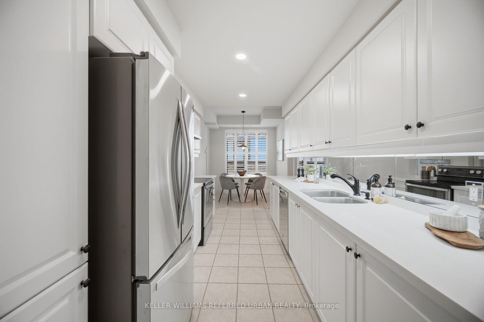 Photo 23 of Unit 210, 10 Old Mill Trail, Etobicoke, Kingsway South — HOMEH