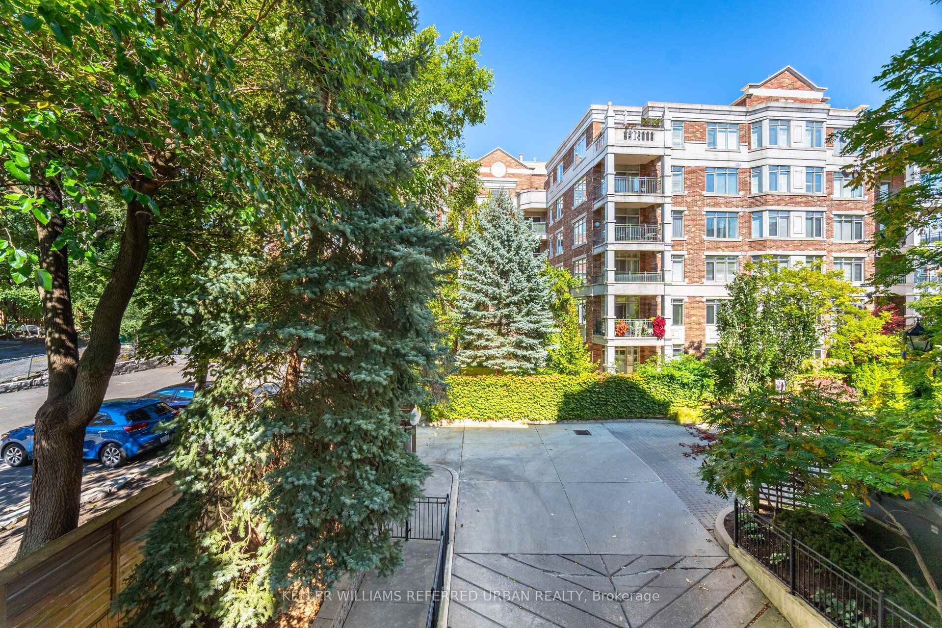 Photo 42 of Unit 210, 10 Old Mill Trail, Etobicoke, Kingsway South — HOMEH