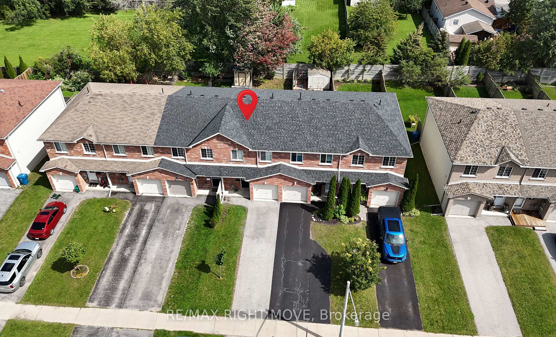Photo 2 of 40 Michelle Drive, Orillia — HOMEH