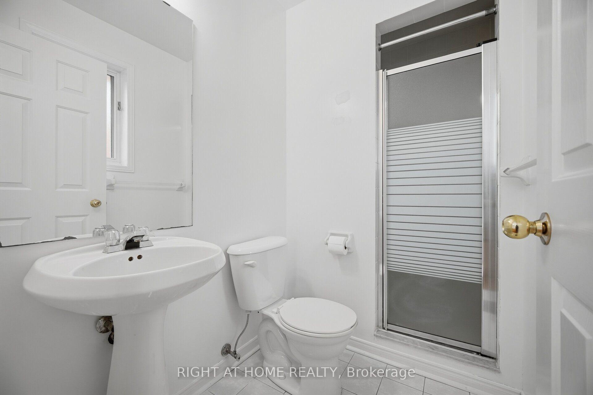 Photo 29 of 11 Lynda Mcneil Place, Markham, Middlefield — HOMEH