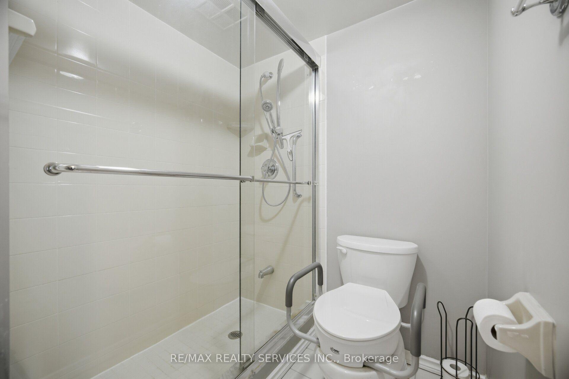 Photo 24 of Unit 404, 330 Mill Street S, Brampton, Brampton South — HOMEH