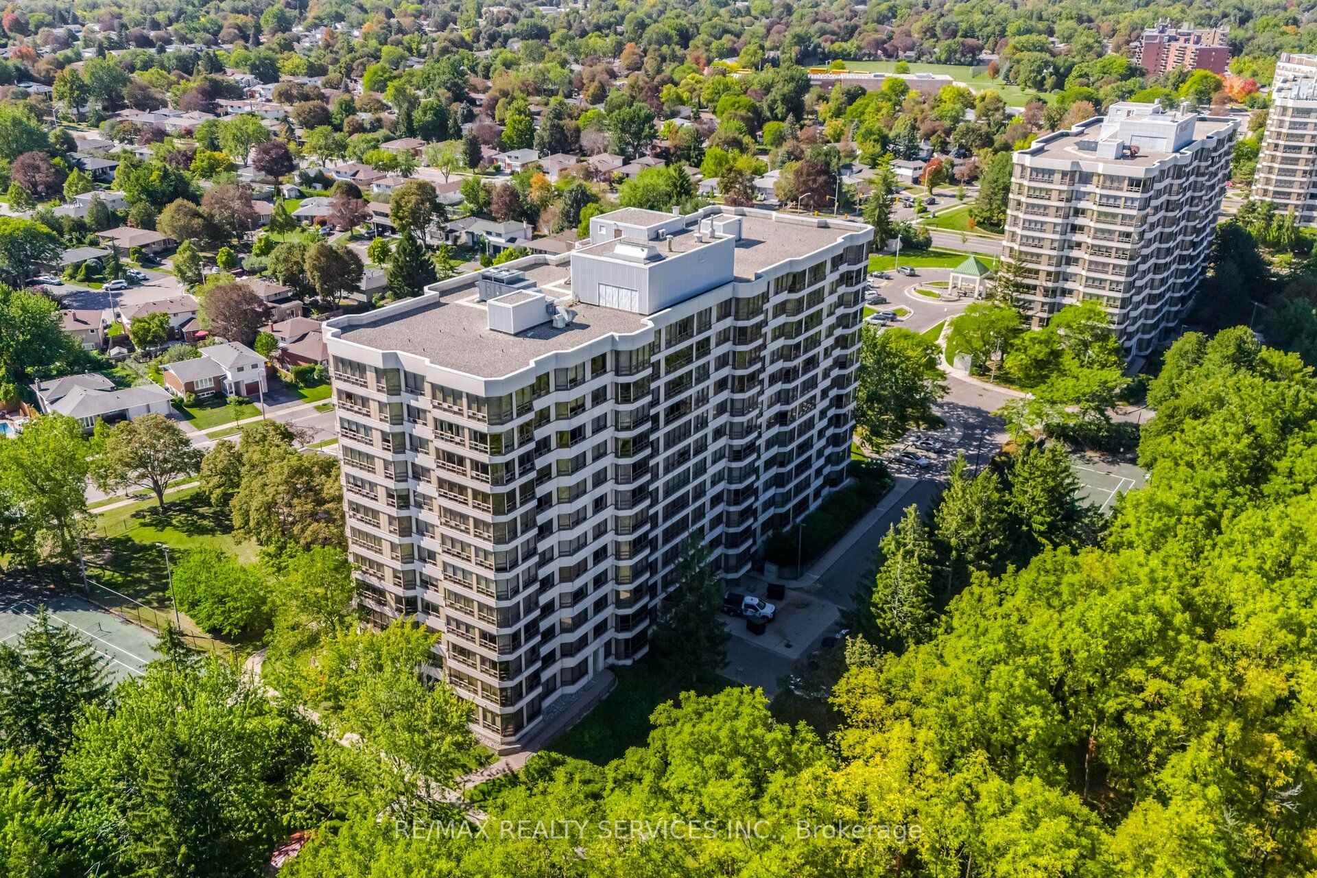 Photo 45 of Unit 404, 330 Mill Street S, Brampton, Brampton South — HOMEH