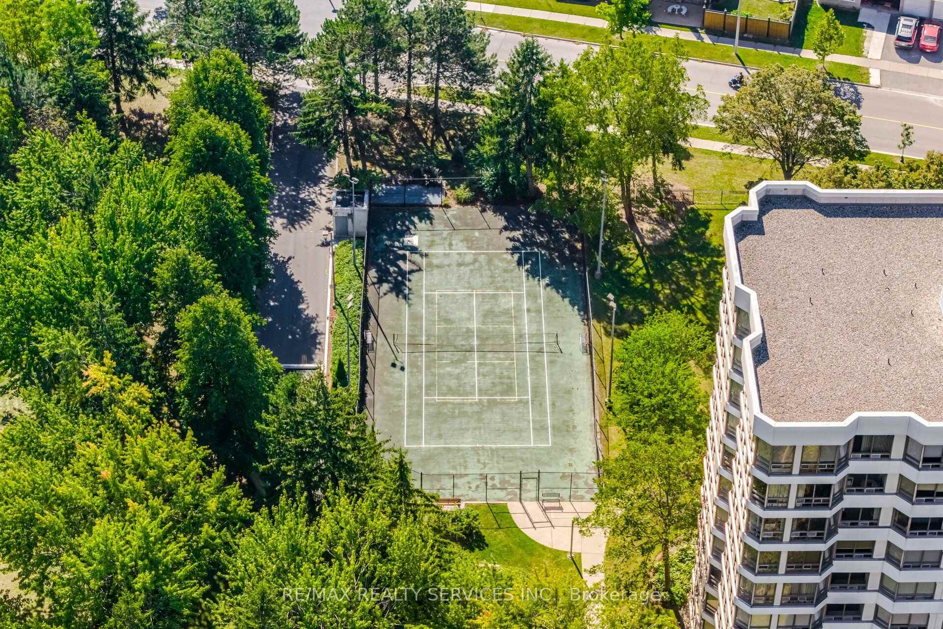Photo 46 of Unit 404, 330 Mill Street S, Brampton, Brampton South — HOMEH