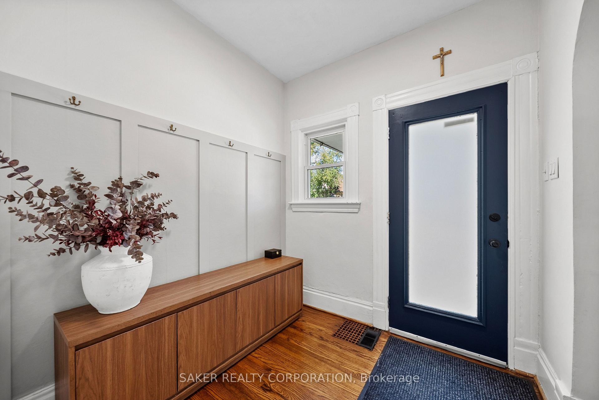 Photo 2 of 23 Maple Street, St. Thomas — HOMEH
