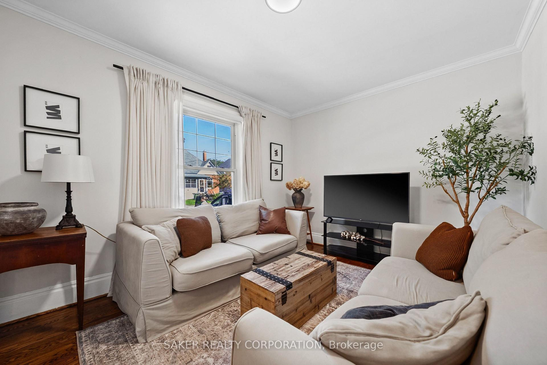 Photo 5 of 23 Maple Street, St. Thomas — HOMEH