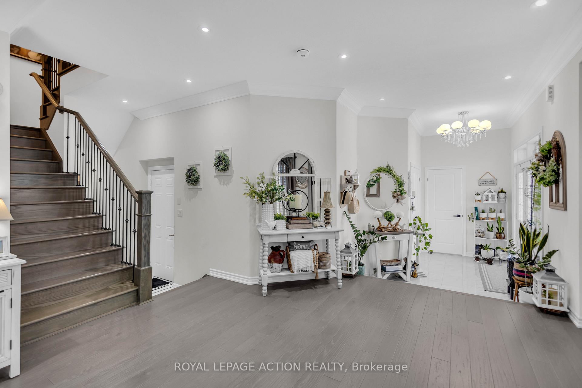 Photo 8 of 2 Doug Foulds Way, Brant, Paris — HOMEH