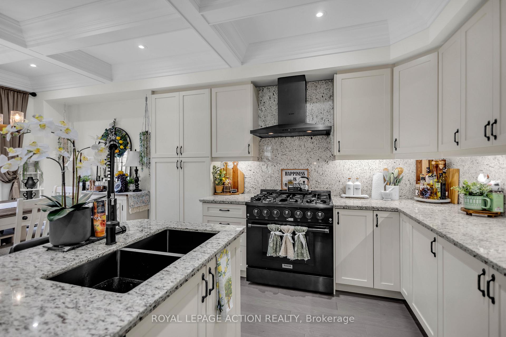 Photo 11 of 2 Doug Foulds Way, Brant, Paris — HOMEH