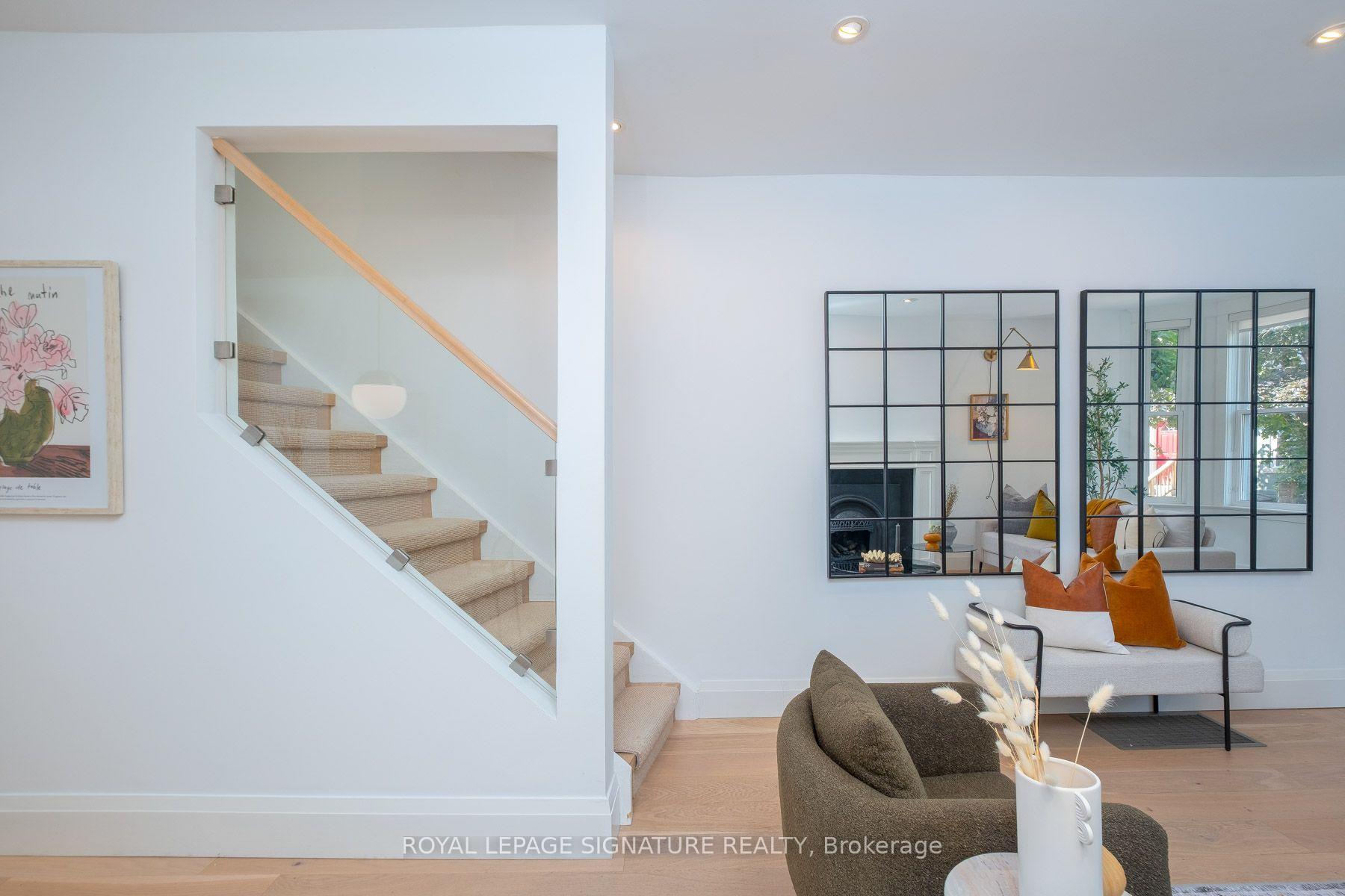 Photo 7 of 40 Bright Street, Toronto, Moss Park — HOMEH