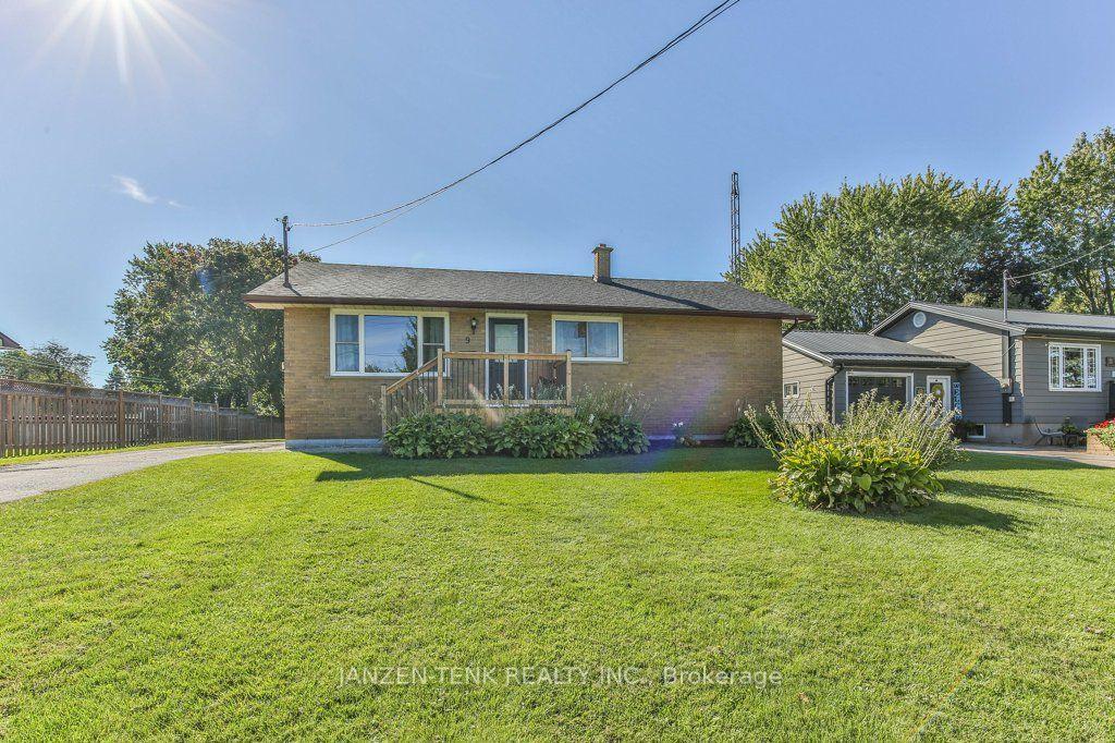 Photo 2 of 9 James Court, Norfolk, Courtland — HOMEH