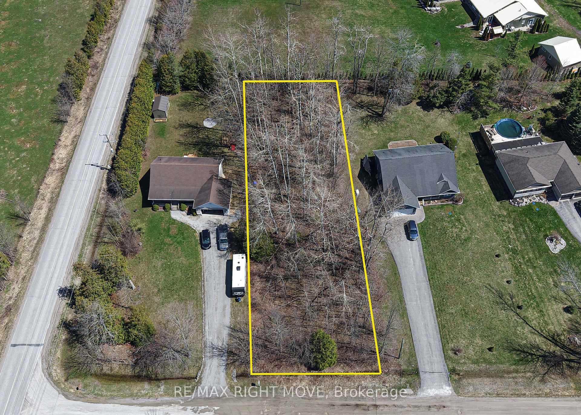 Photo of 3585 Peter Street