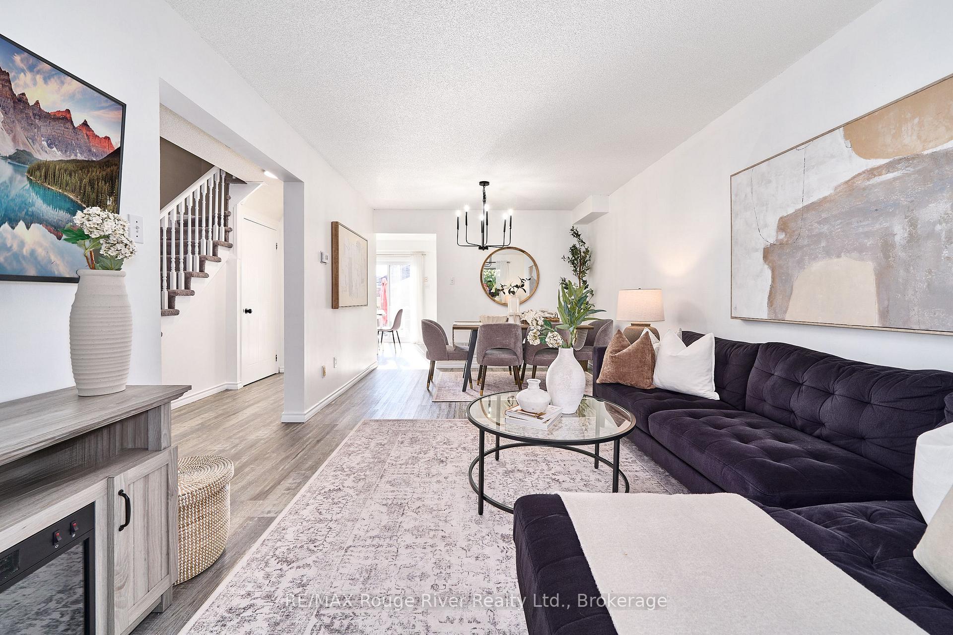 Photo 11 of 8 Landerville Lane, Clarington, Bowmanville — HOMEH