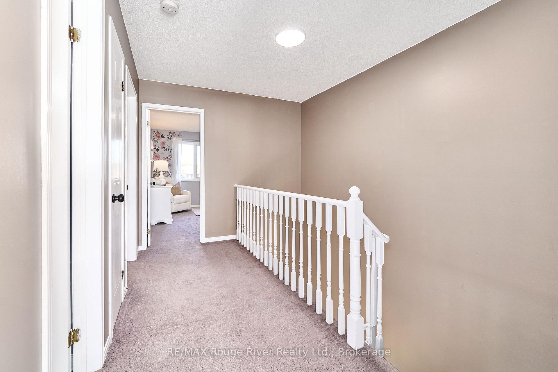 Photo 17 of 8 Landerville Lane, Clarington, Bowmanville — HOMEH