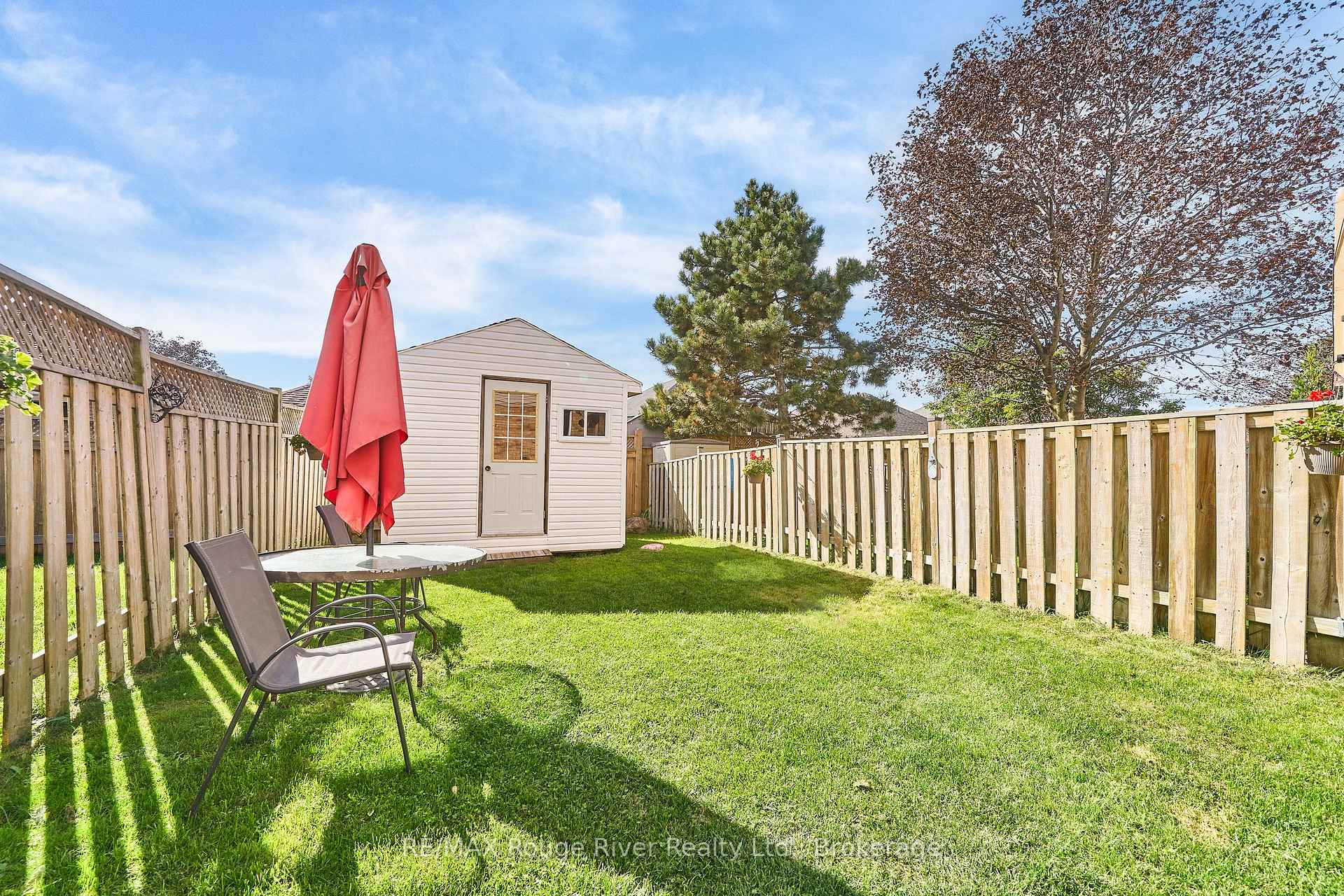 Photo 29 of 8 Landerville Lane, Clarington, Bowmanville — HOMEH