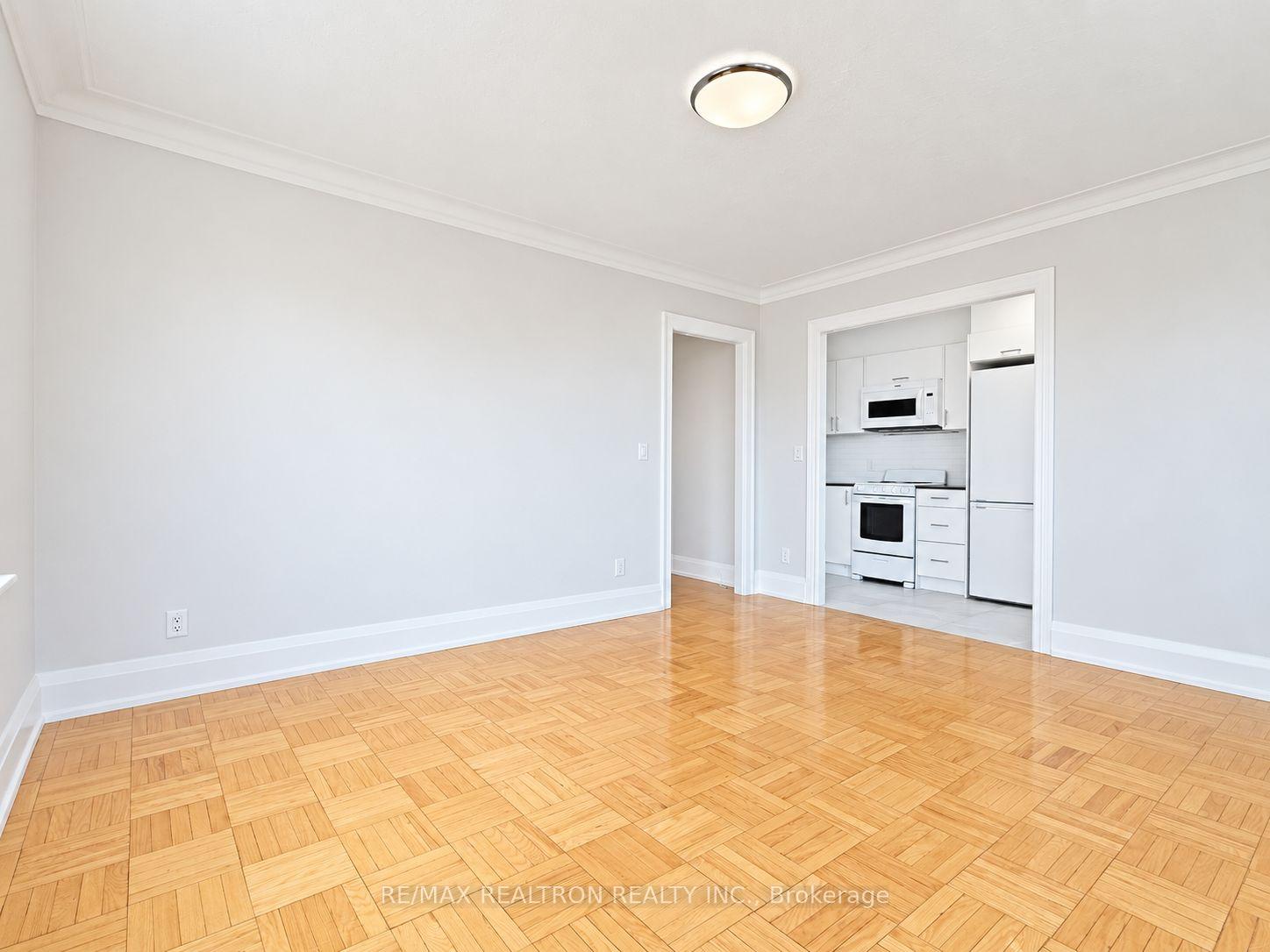 Photo 7 of Unit 621, 398 Avenue Road, Toronto, Casa Loma — HOMEH