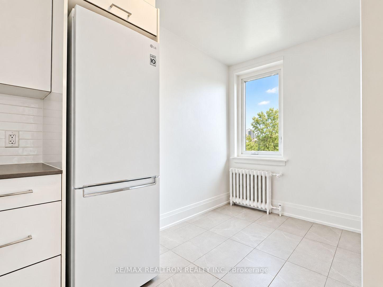 Photo 13 of Unit 621, 398 Avenue Road, Toronto, Casa Loma — HOMEH